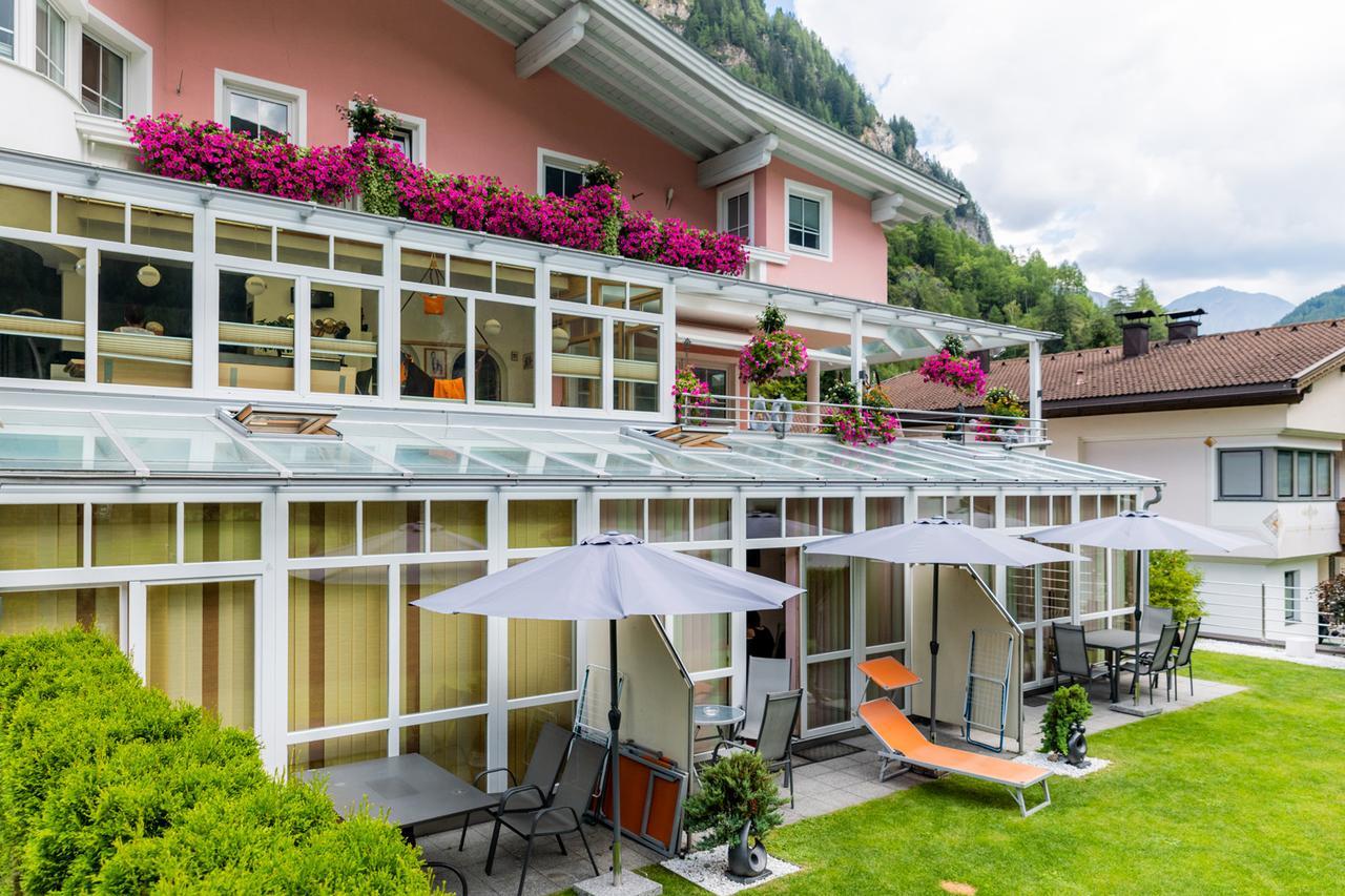 Relax Aparthotel